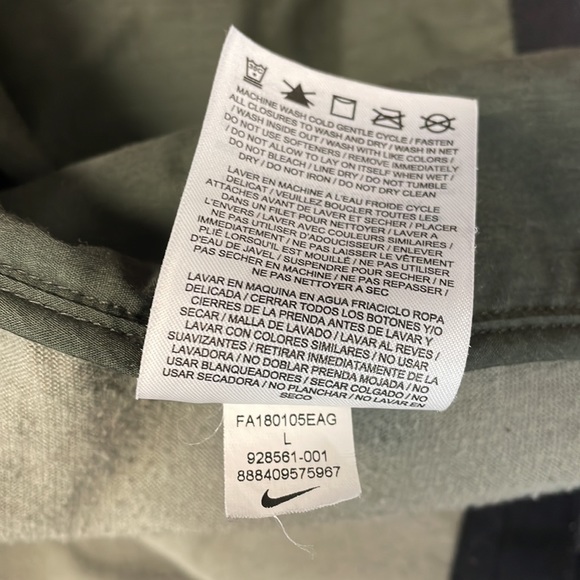 Nike Sportswear Tech Jacket Size Large - Picture 5 of 7